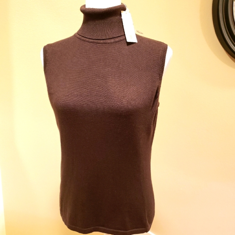 Per Se Brown Turtle Neck